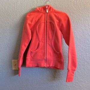 Lululemon scuba jacket size small